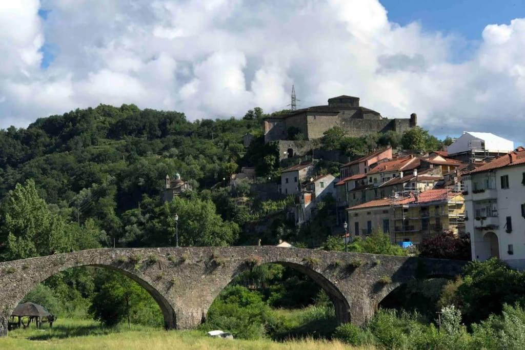 Appartamento Incoronata Pontremoli Exterior photo