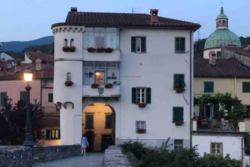 Appartamento Incoronata Pontremoli Exterior photo